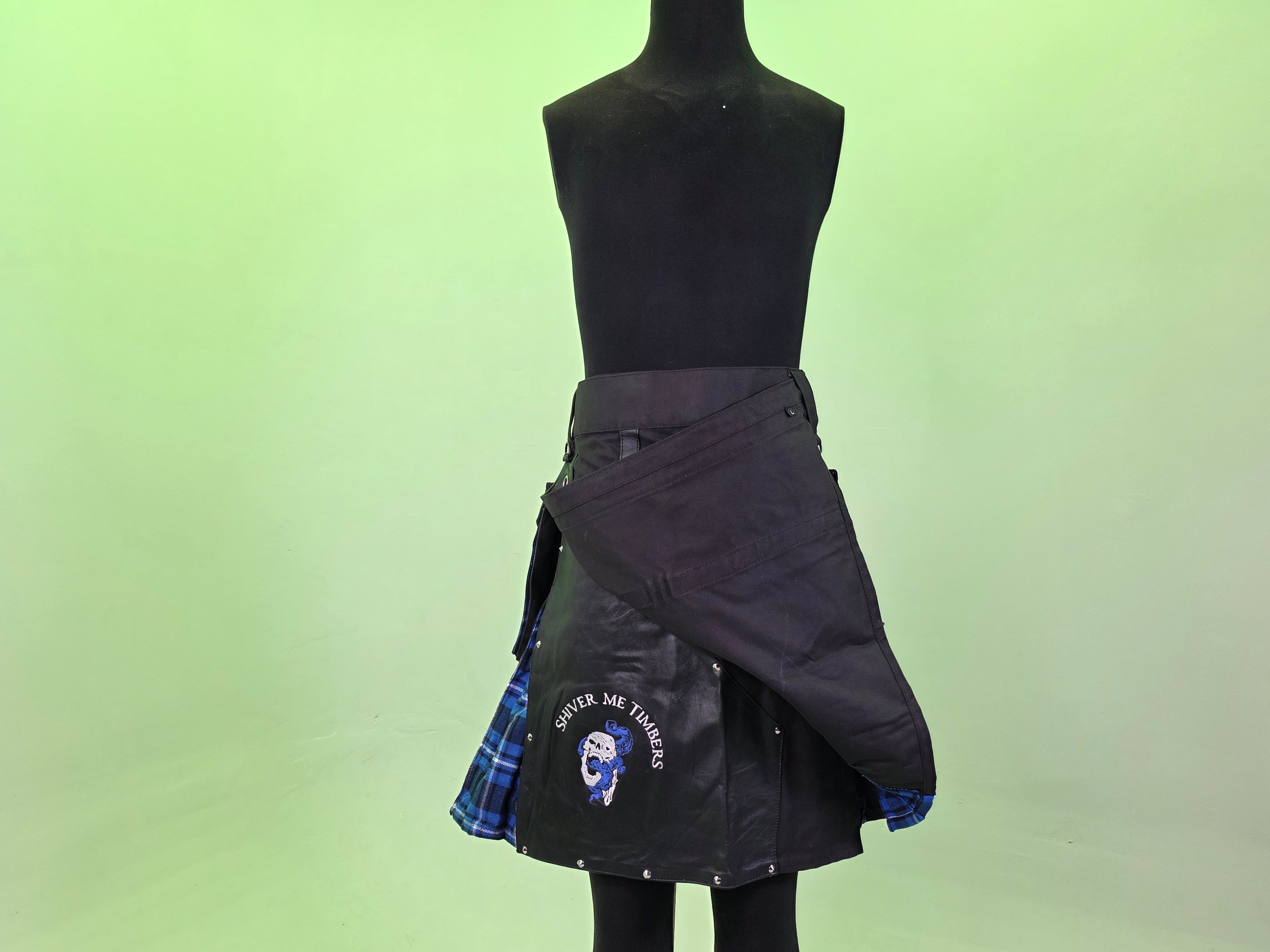 Versatta Corsair Hybrid 23" Large