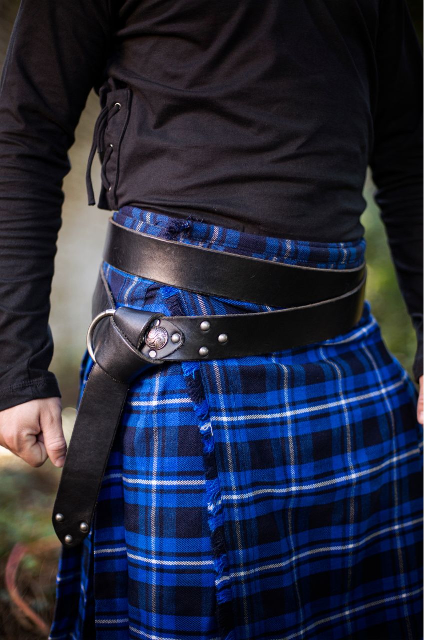 Versatta Tartan Traditional Kilt - Admiral