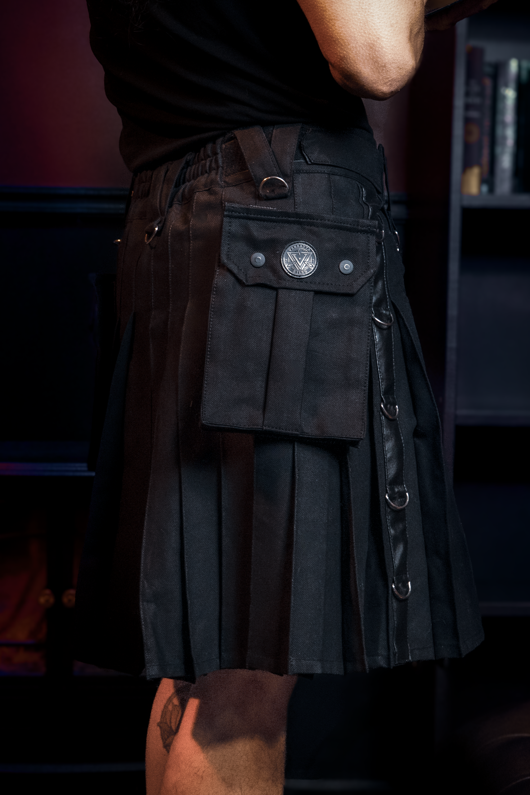 Versatta Gothic Cargo Kilt - Black