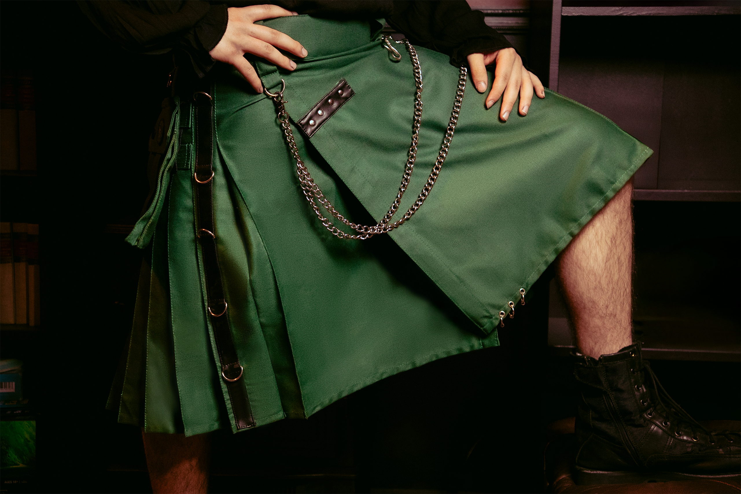 Versatta Gothic Cargo Kilt - Green