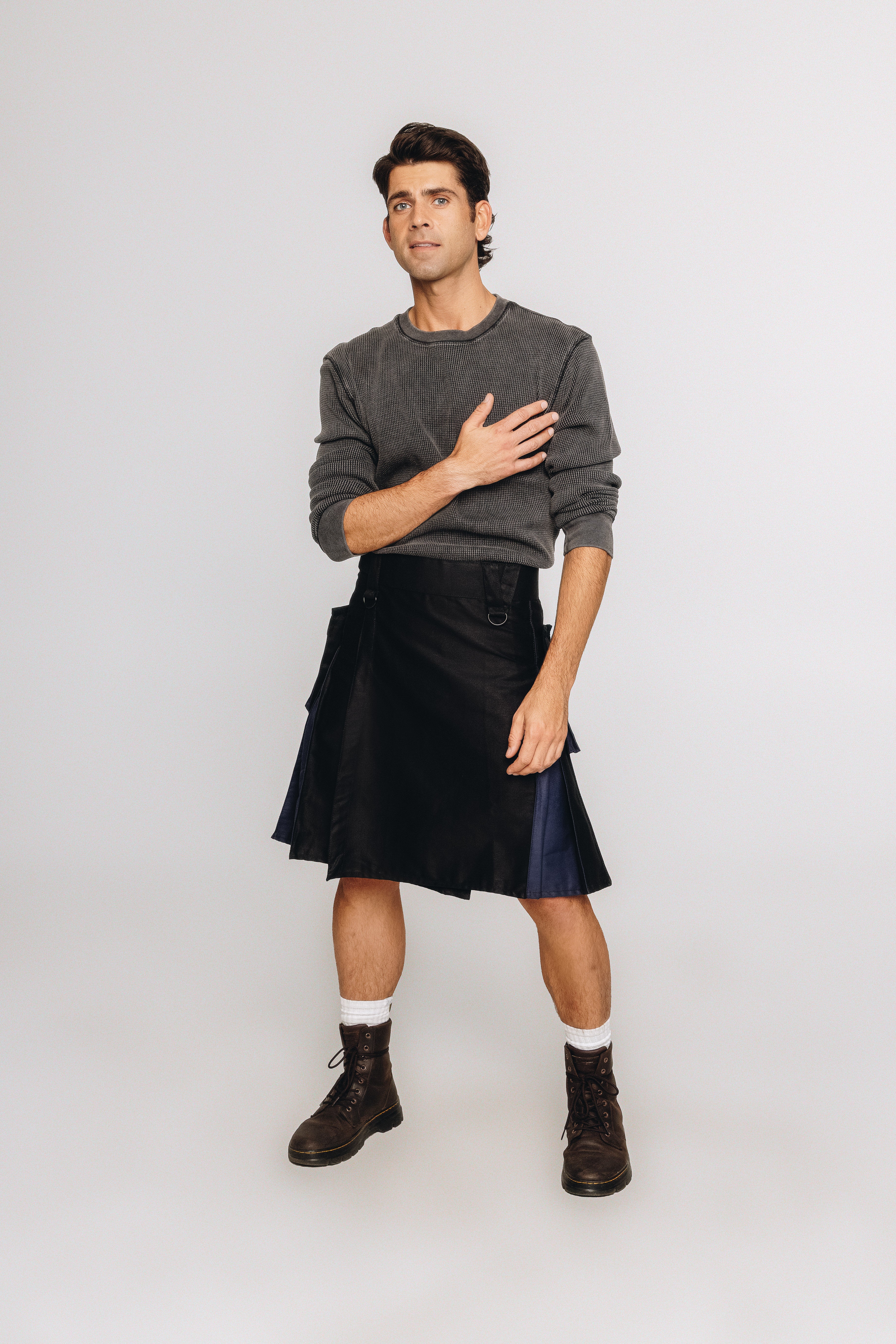 Versatta Hybrid Solid Cargo Kilt – 23"