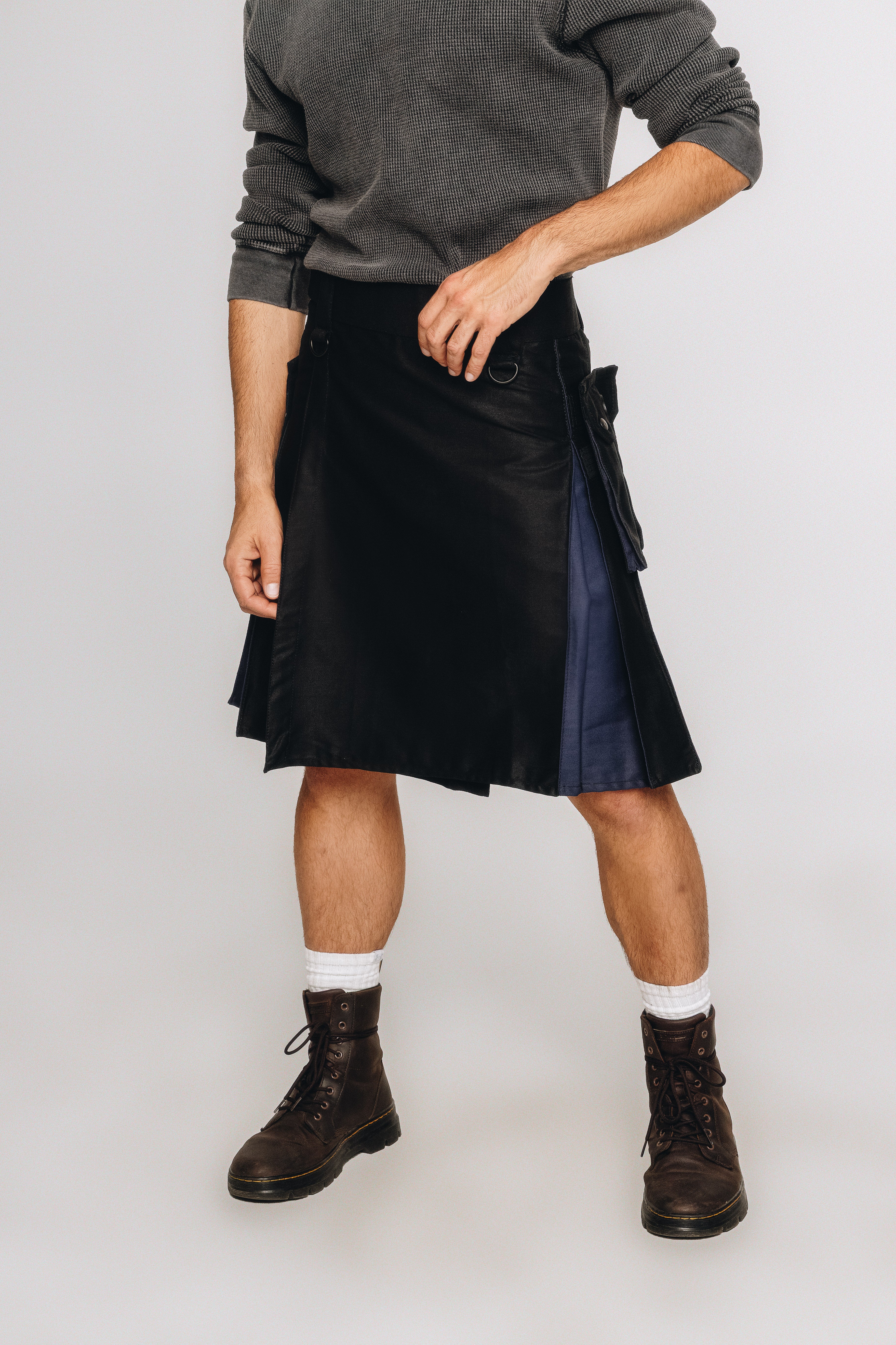 Versatta Hybrid Solid Cargo Kilt – 23"
