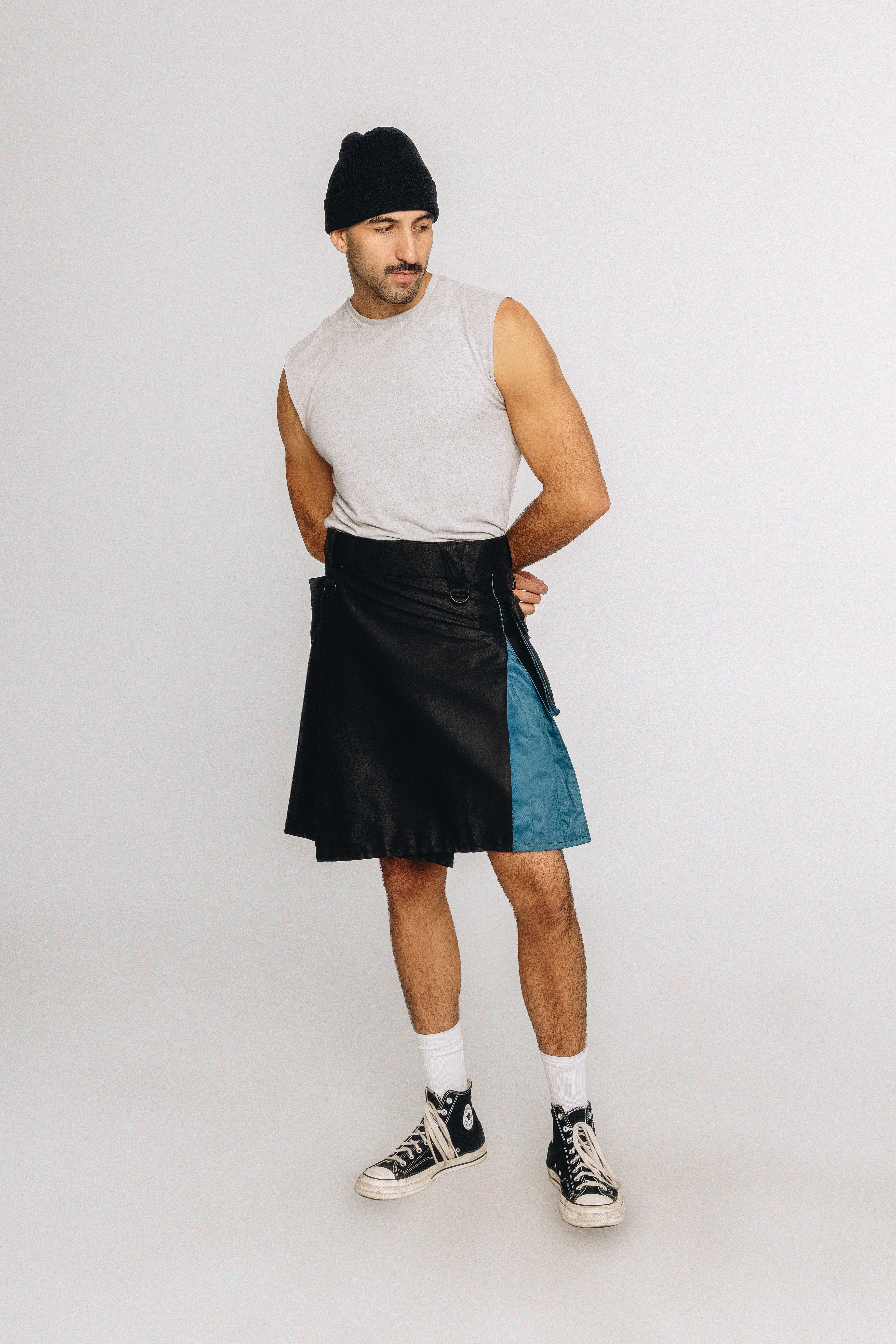 Versatta Hybrid Solid Cargo Kilt – 23"