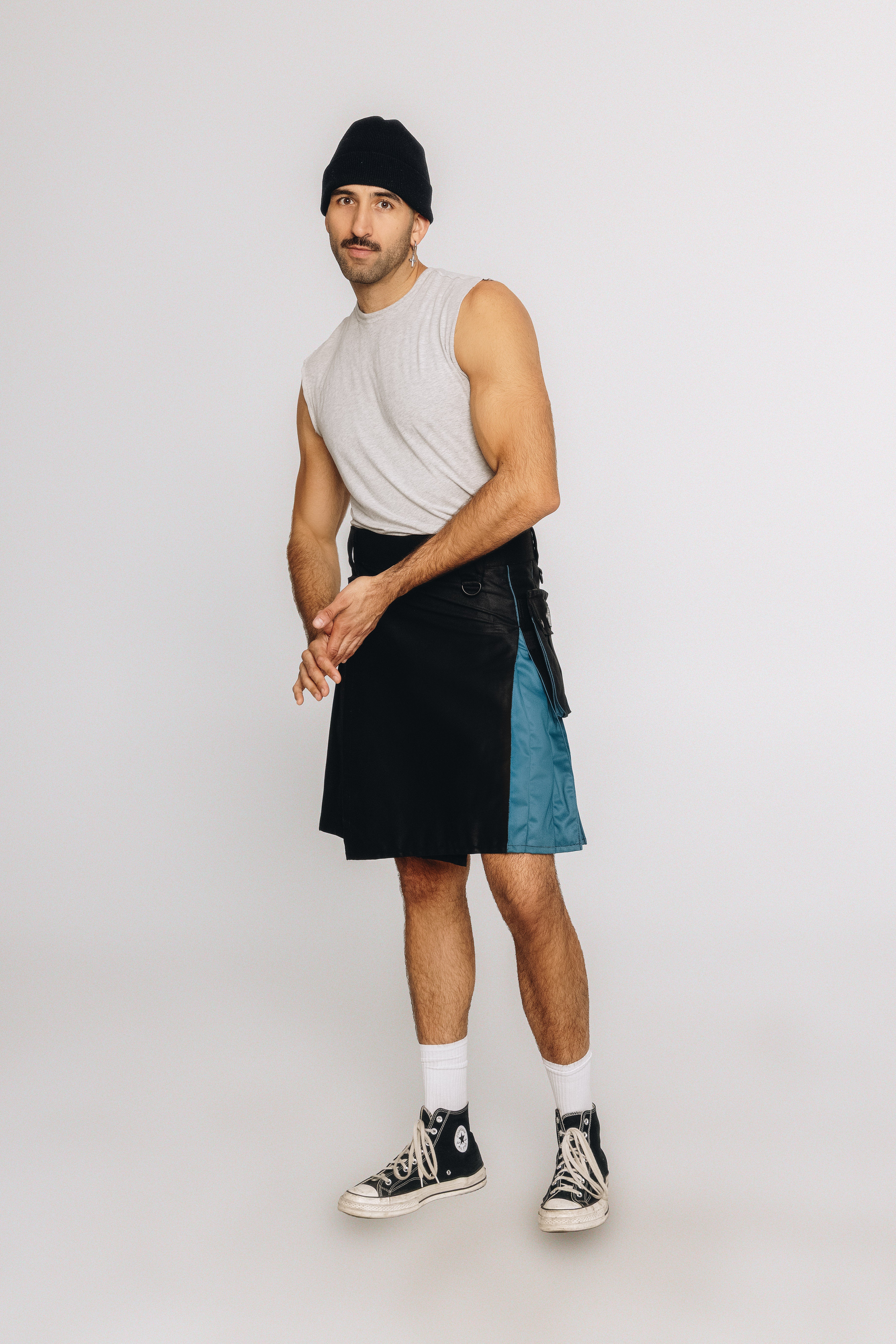 Versatta Hybrid Solid Cargo Kilt – 23"