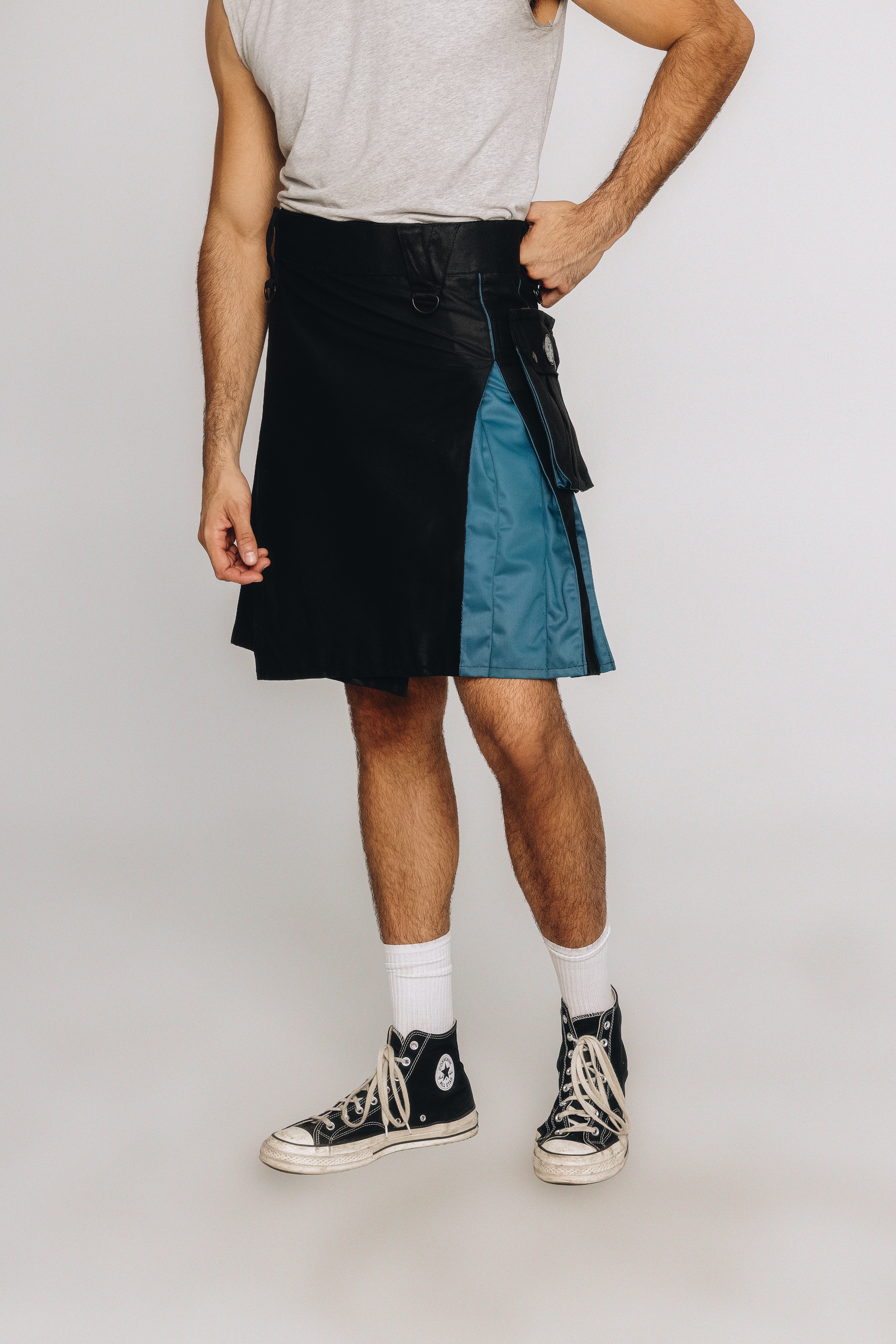 Versatta Hybrid Solid Cargo Kilt – 23"