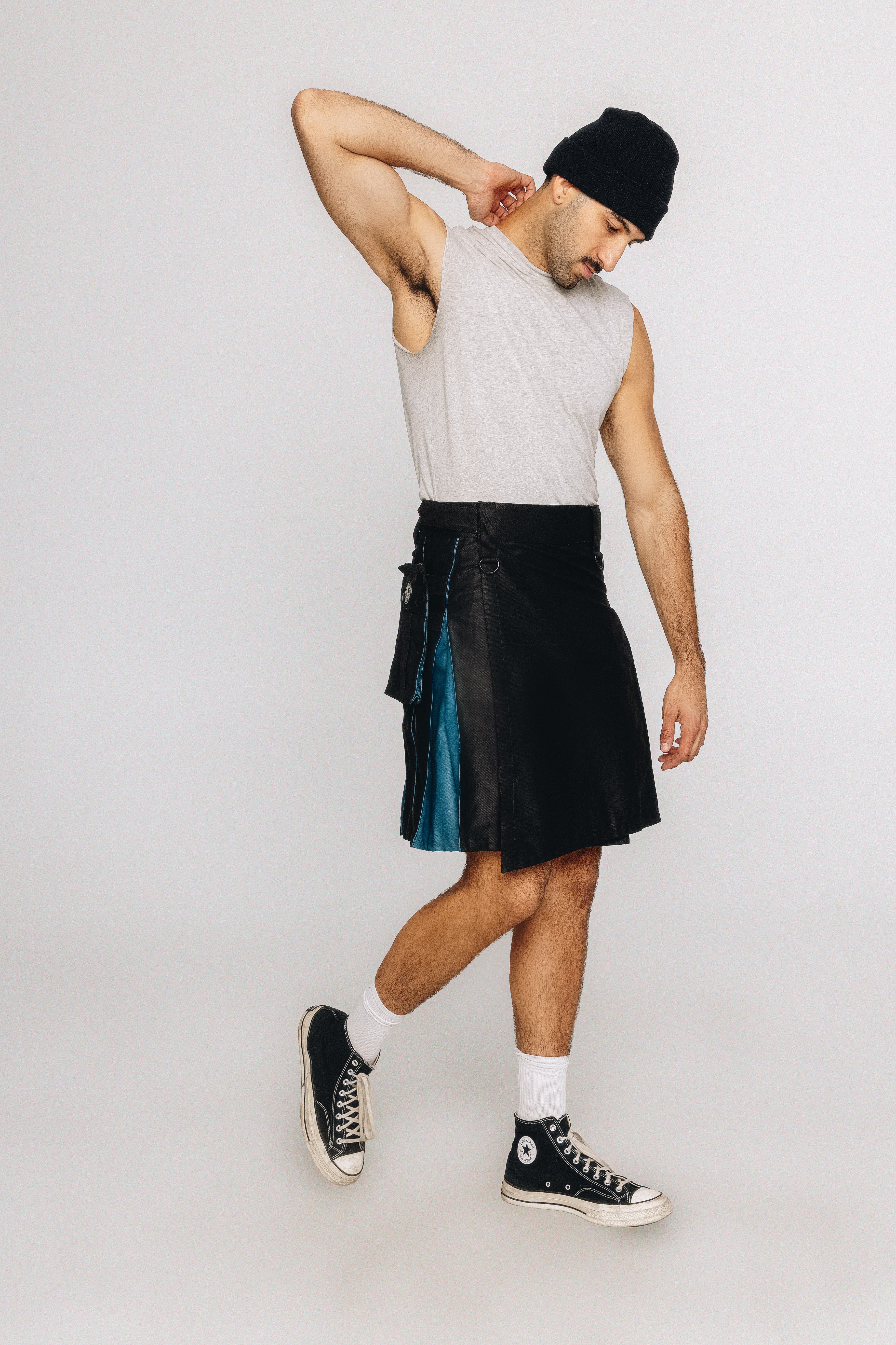 Versatta Hybrid Solid Cargo Kilt – 23"