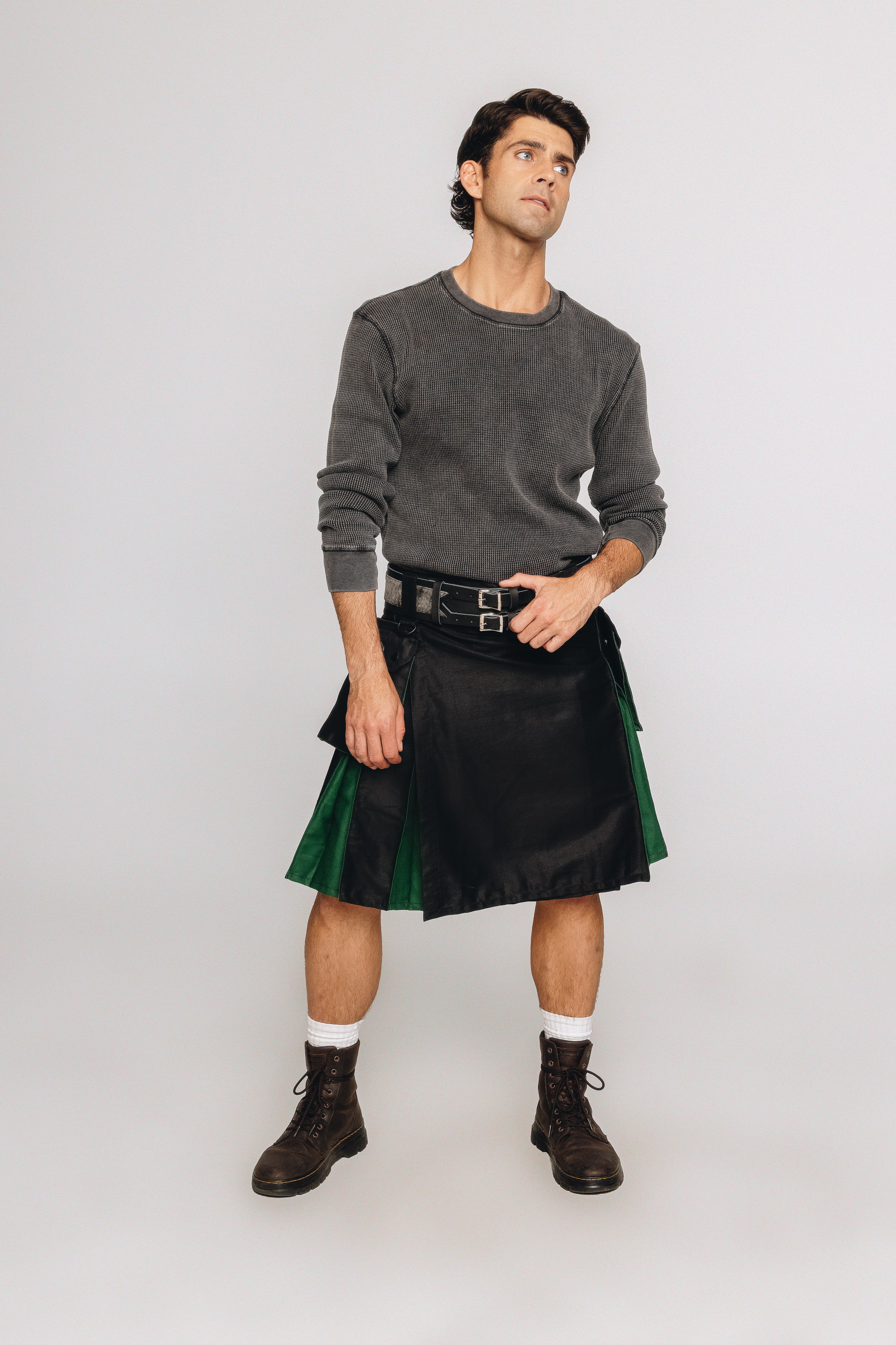 Versatta Hybrid Solid Cargo Kilt – 23"