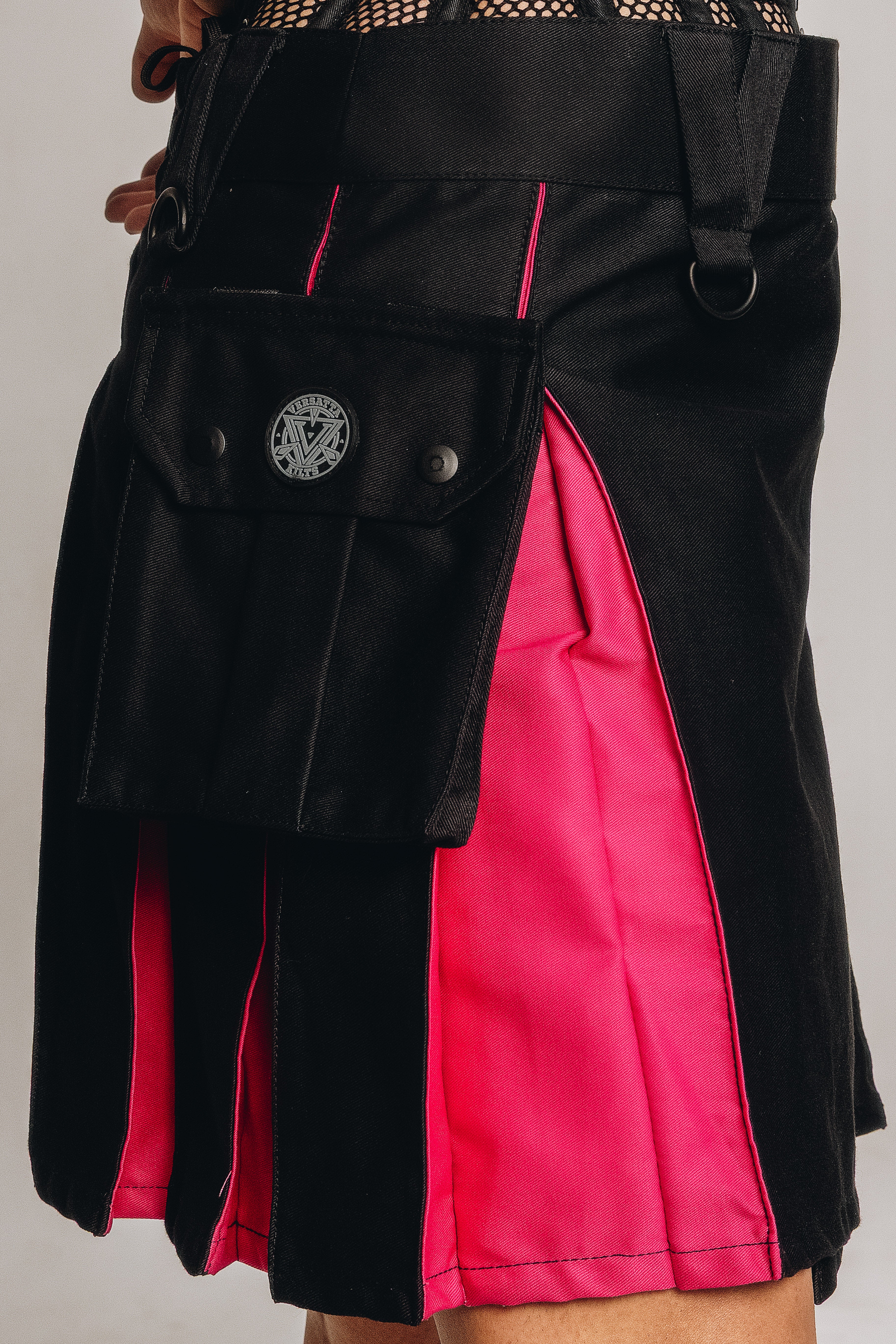 Versatta Knee-Length Pan Pride Hybrid Cargo Kilt - 19"