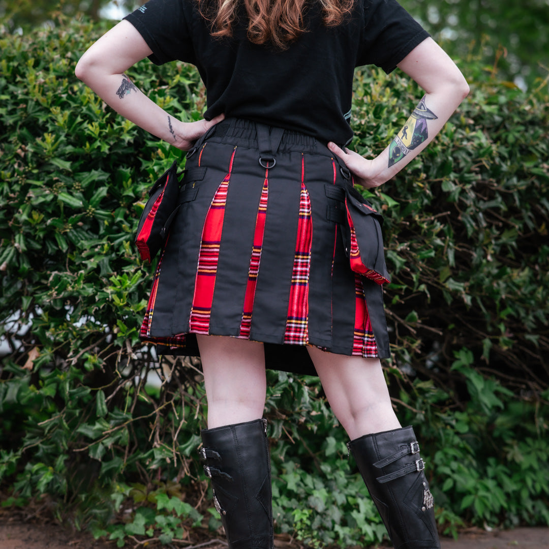 Versatta Knee-Length Tartan Hybrid Cargo Kilt - 19"