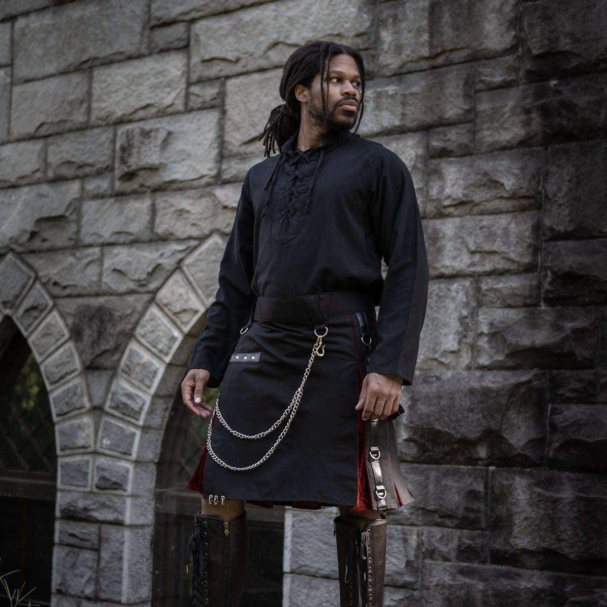 Versatta Gothic Velvet Cargo Kilt – 23"