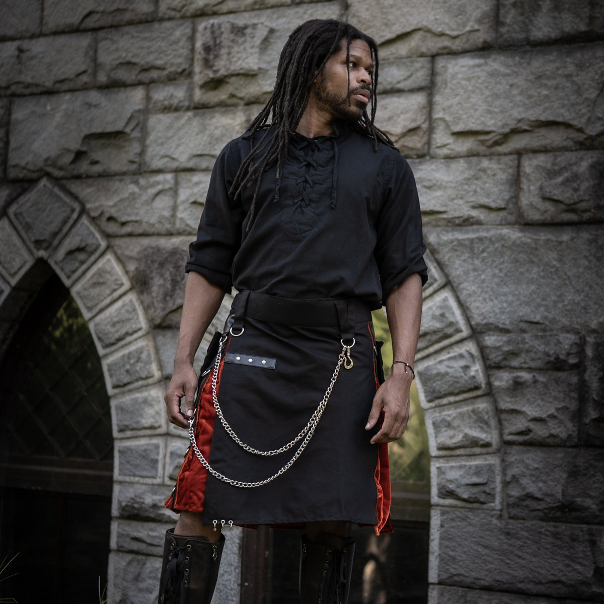 Versatta Gothic Velvet Cargo Kilt – 23"
