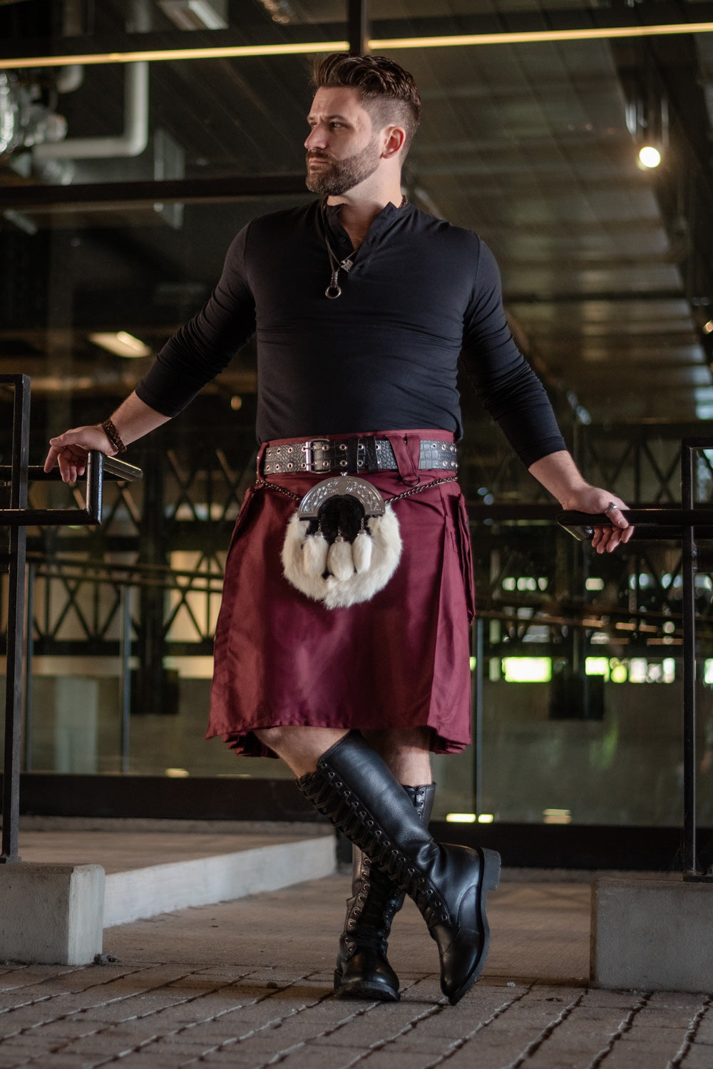 Versatta Cargo Kilt - Burgundy