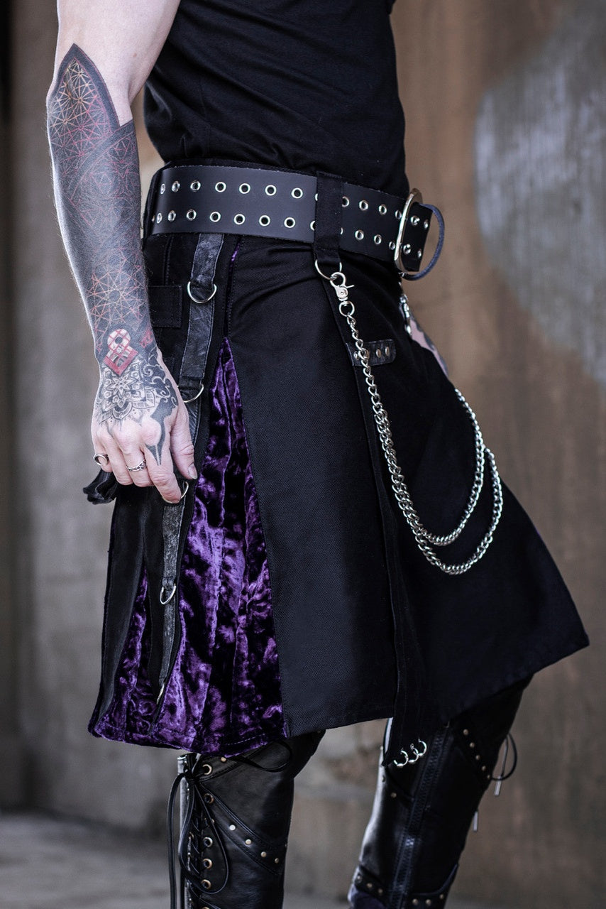 Versatta Gothic Velvet Cargo Kilt - Purple