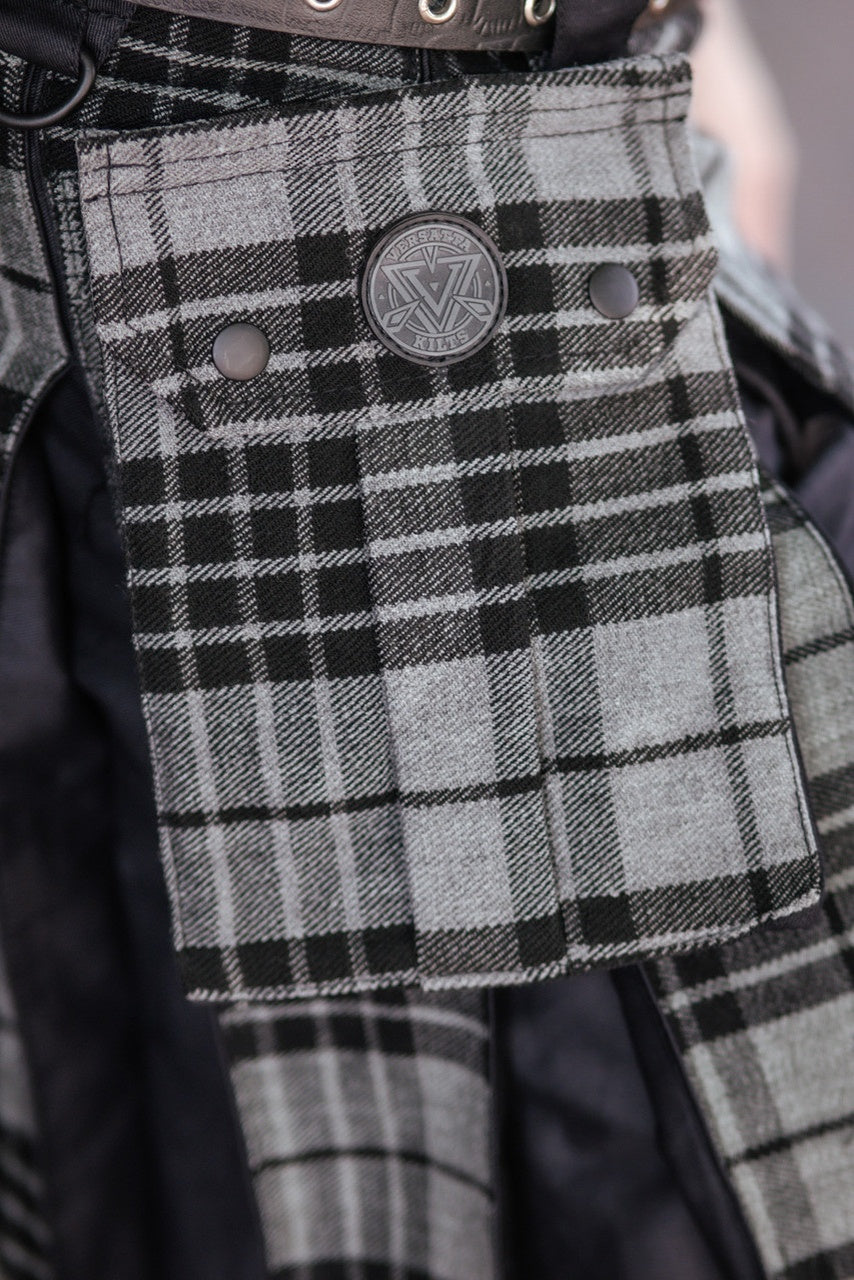 Versatta Inverted Tartan Hybrid Cargo Kilt - Wintergrey