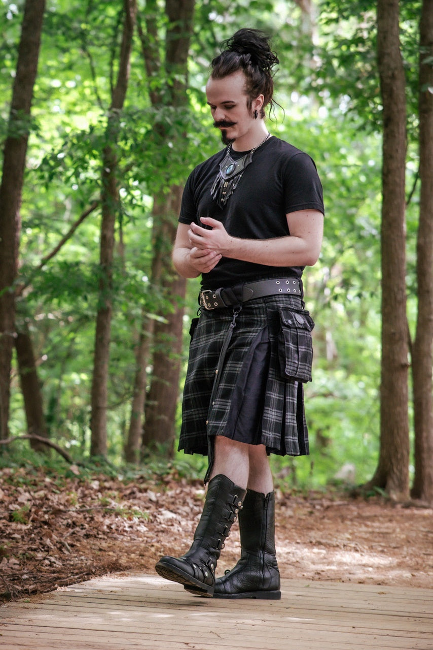 Versatta Inverted Tartan Hybrid Cargo Kilt - Midnight