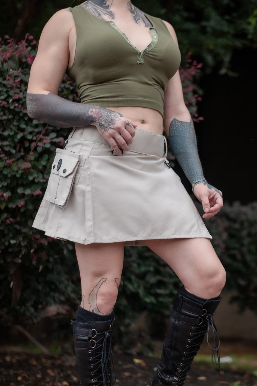 Versatta Mini Cargo Kilt - White Sand
