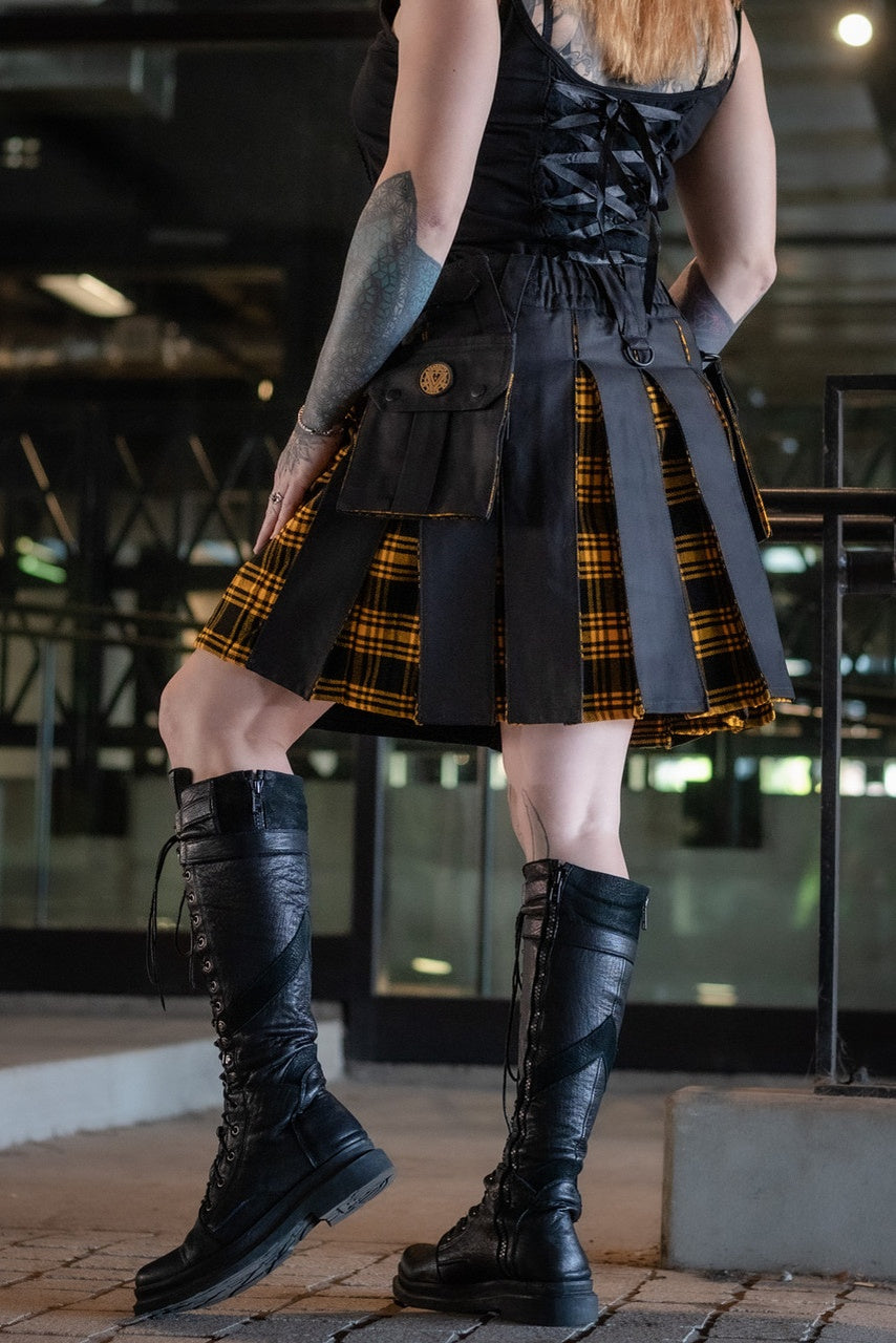 Versatta Knee-Length Tartan Hybrid Cargo Kilt - Flaxenweave