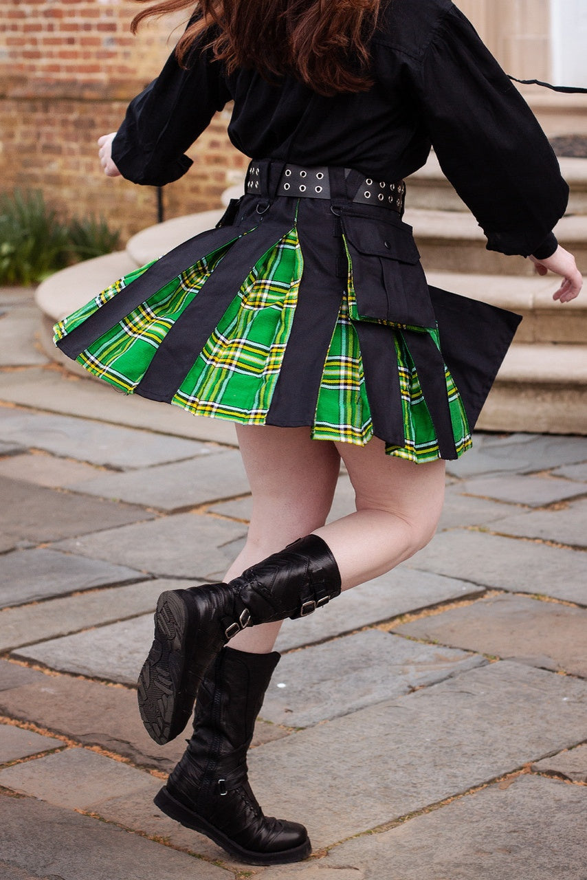Versatta Knee-Length Tartan Hybrid Cargo Kilt - Irish Pride